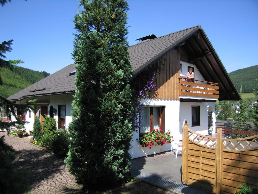 Ferienwohnung Buecker Schmallenberg Exterior photo